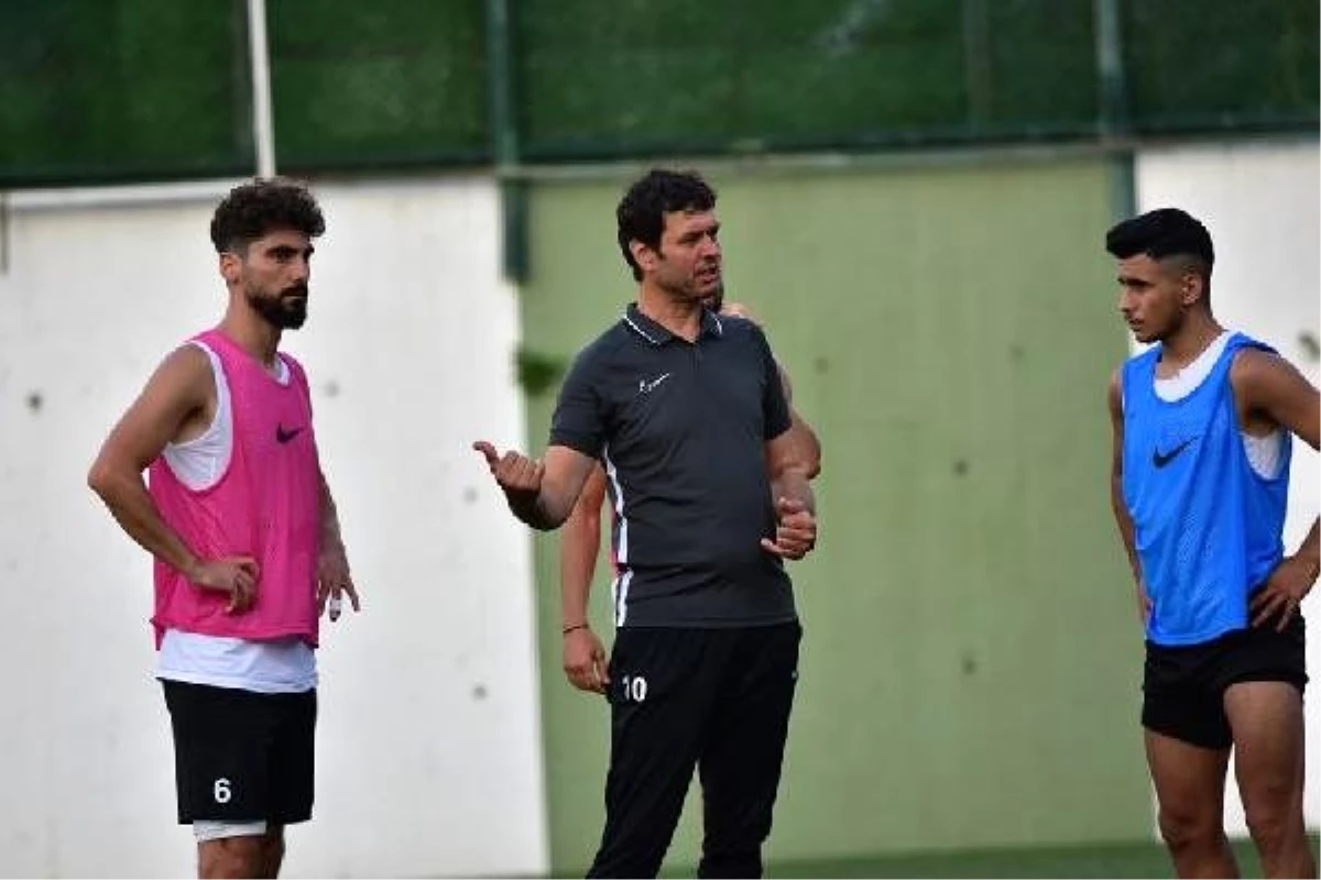 Manisa FK Teknik Direktörü Arslan: Adaletli bir karar verilmeliydi