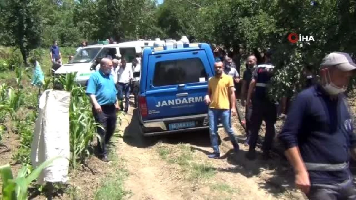 Traktörün altında can veren muhtar köylüleri yasa boğdu