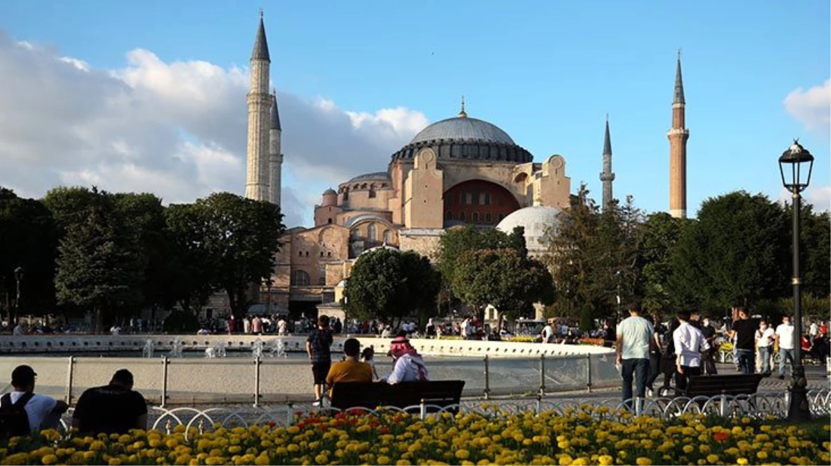 Ayasofya\'nın cami olmasına bir tepki de Ermenistan\'dan geldi