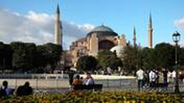 Ayasofya'nın cami olmasına bir tepki de Ermenistan'dan geldi, System.String[]