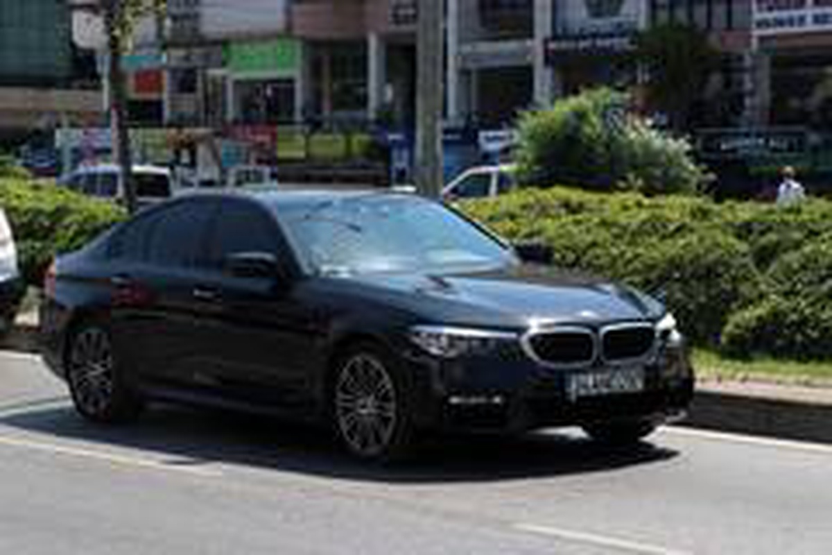 Son dakika haberi! İzmir\'de otomobilin çarptığı adam yaşamını yitirdi