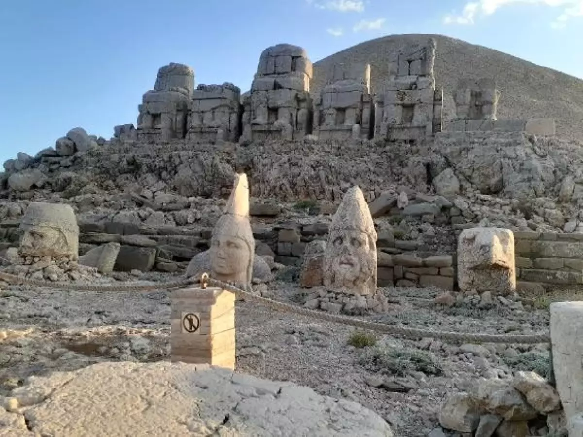 Nemrut\'ta ziyaretçi sayısı azaldı