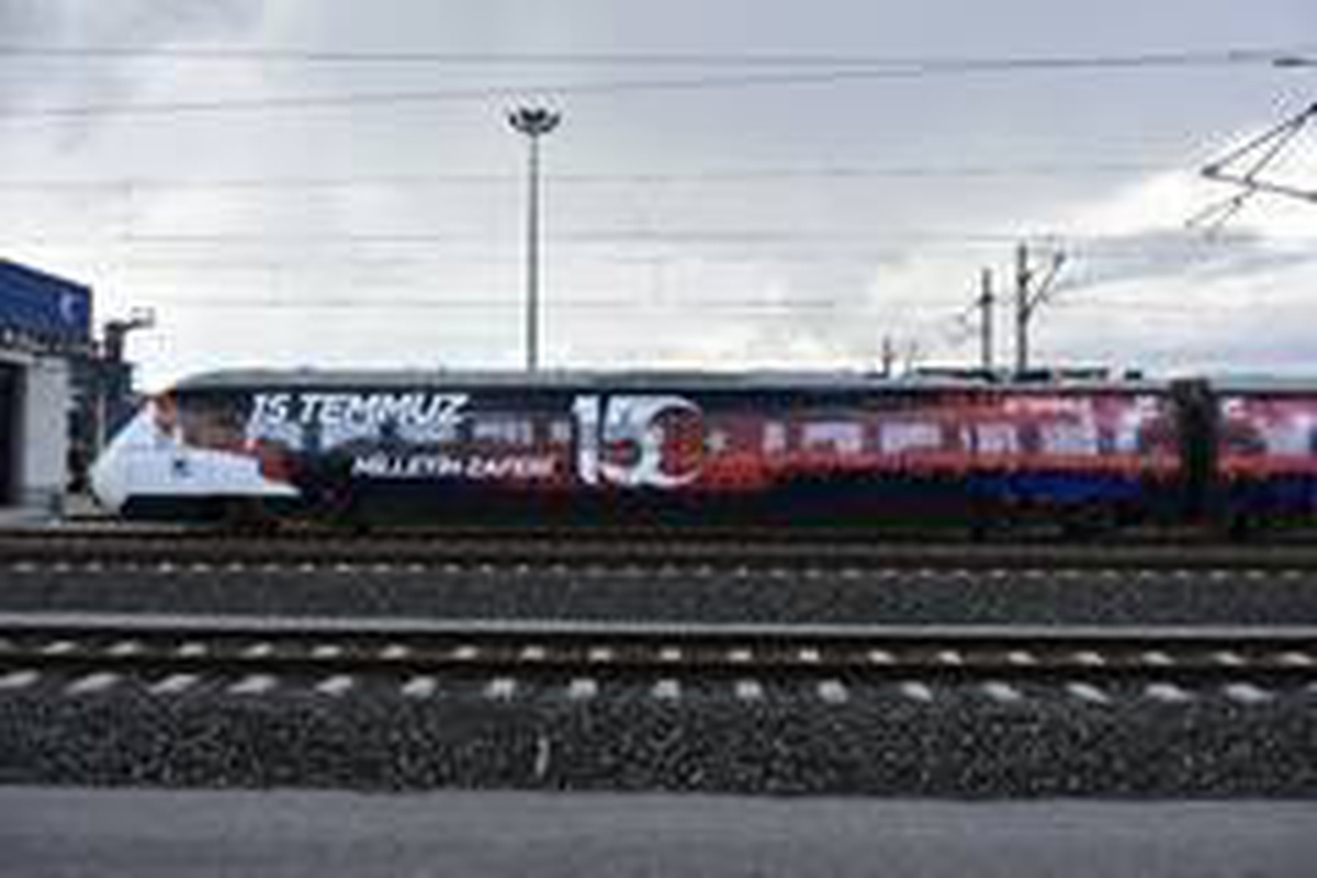 15 Temmuz Demokrasi ve Milli Birlik Treni 2 ay süreyle sefer yapacak