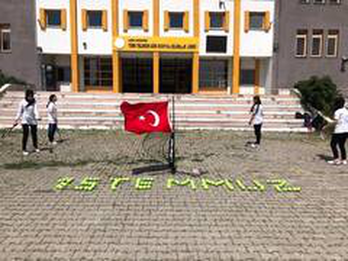 Ağrı\'da "15 Temmuz Demokrasi Şehitleri" anısına Masa Tenisi Turnuvası başladı
