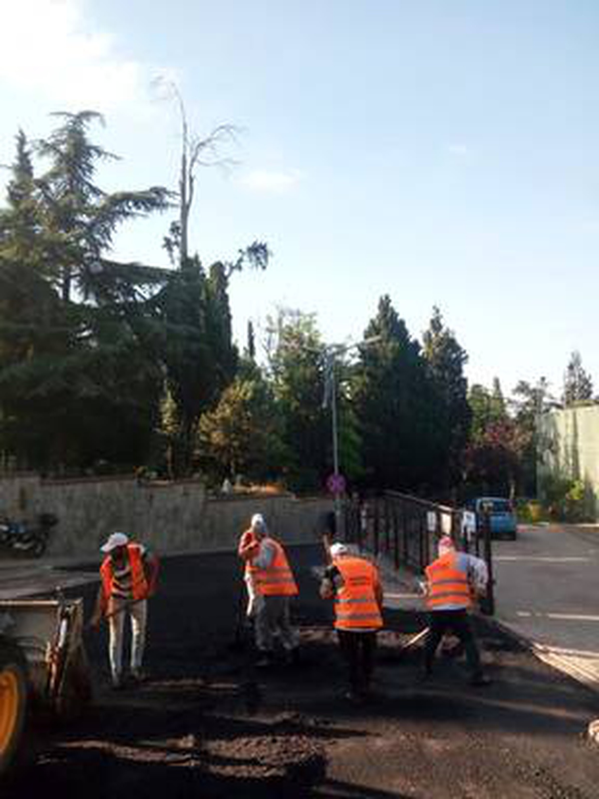 İvazpaşa Caddesi asfaltlanarak yenilendi