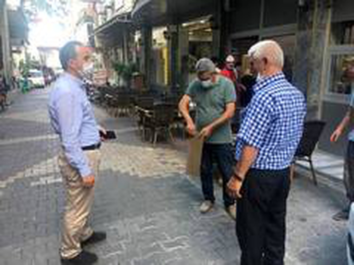 Kılınç, Harıkçı Caddesi esnafıyla bir araya geldi