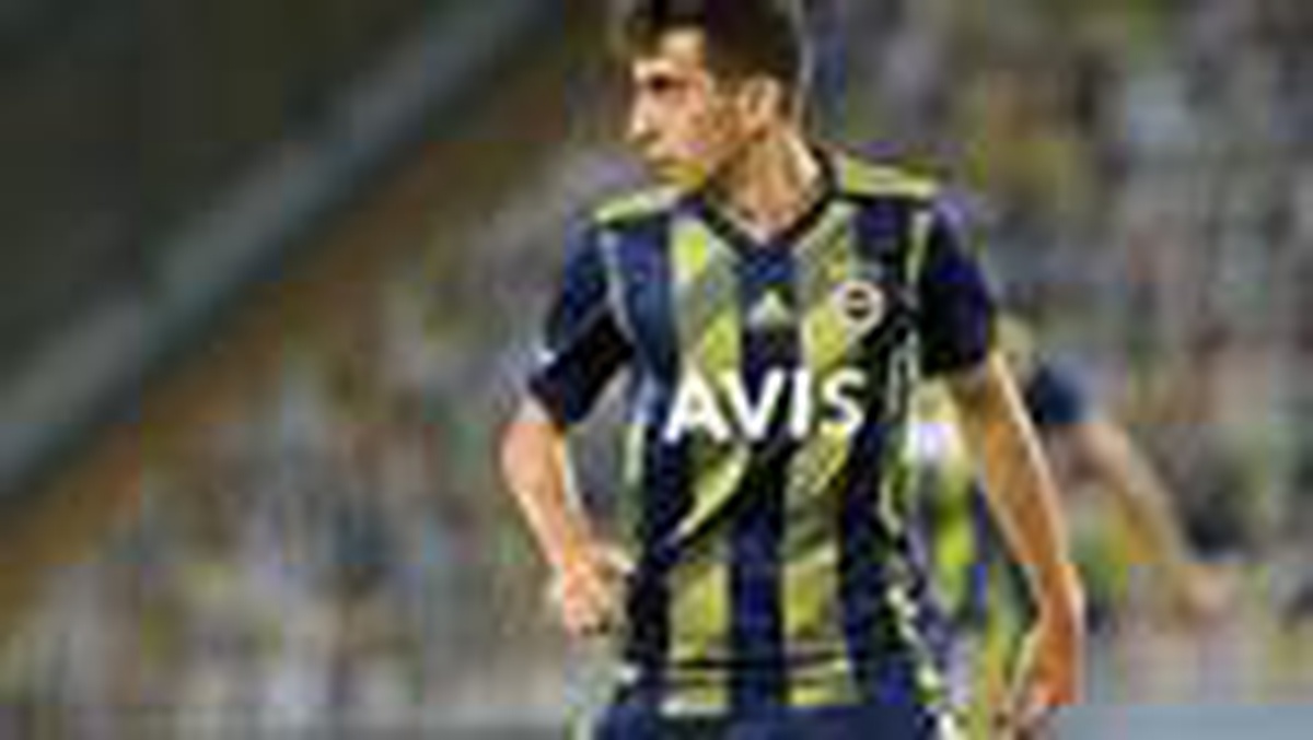 Ömer Faruk Beyaz, Fenerbahçe\'de ilk kez 11 çıktığı maçta ne yaptı?