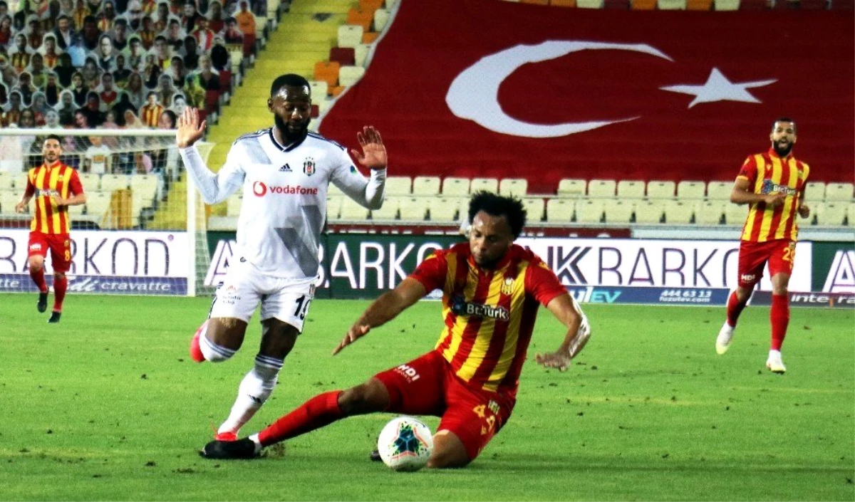 Süper Lig: Yeni Malatyaspor: 0 Beşiktaş: 0 (İlk yarı)