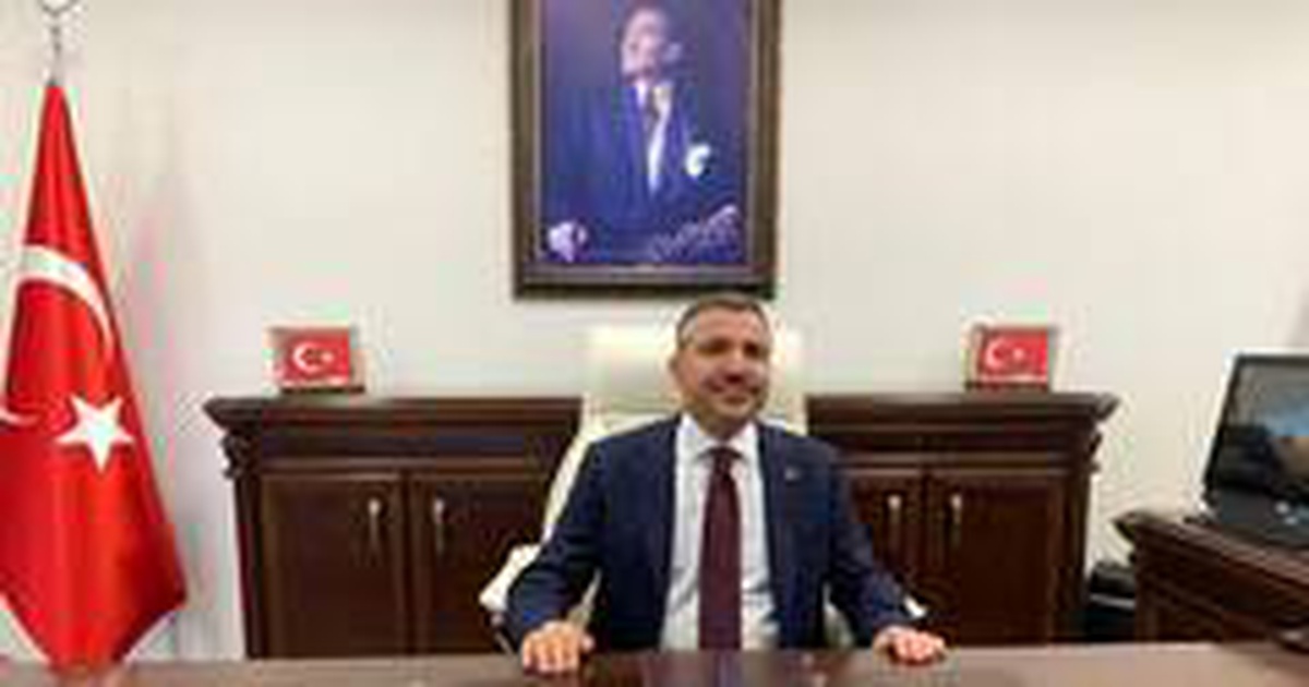 Atay "İstiklal ve istikbaline sahip çıktı"