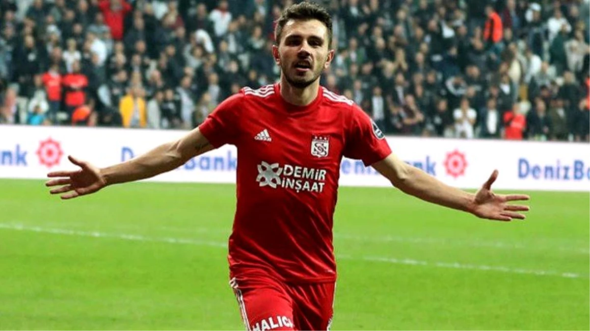 Galatasaray\'la anlaşan Sivassporlu Emre Kılınç, yıllık 1,5 milyon euro kazanacak