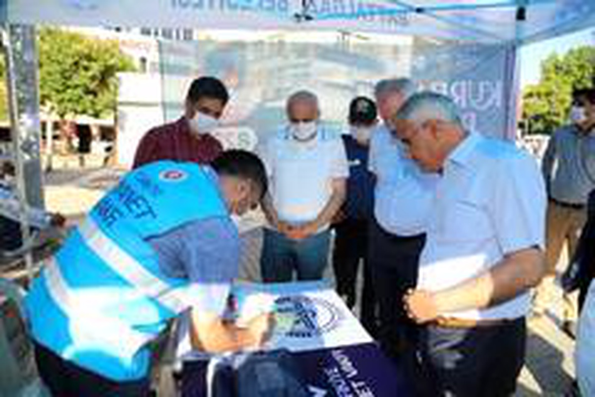 Başkan Güder, TDV\'ye kurban bağışında bulundu
