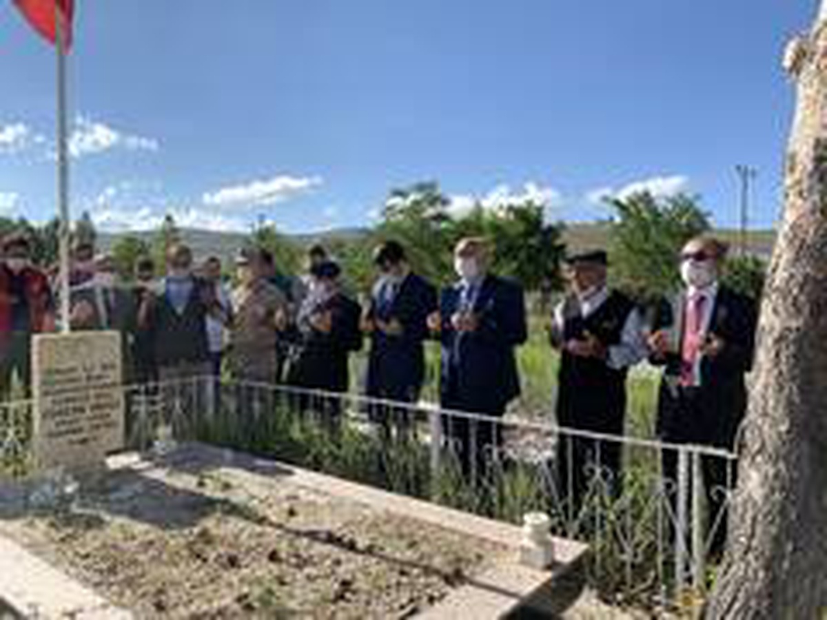 Bayburt protokolü şehit ve gazi ailelerini ziyaret etti