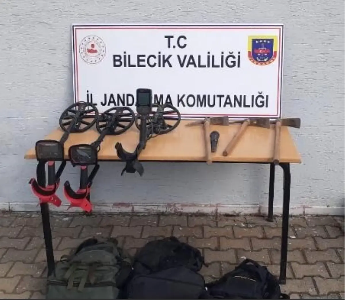 Bilecik\'te tarihi eser için kazı yapanlara suçüstü