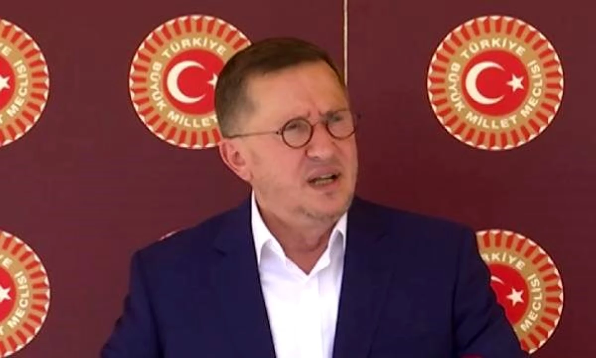 İYİ Parti\'li Türkkan: Kızımın sosyal medyada paylaşmak gibi bir hatası var