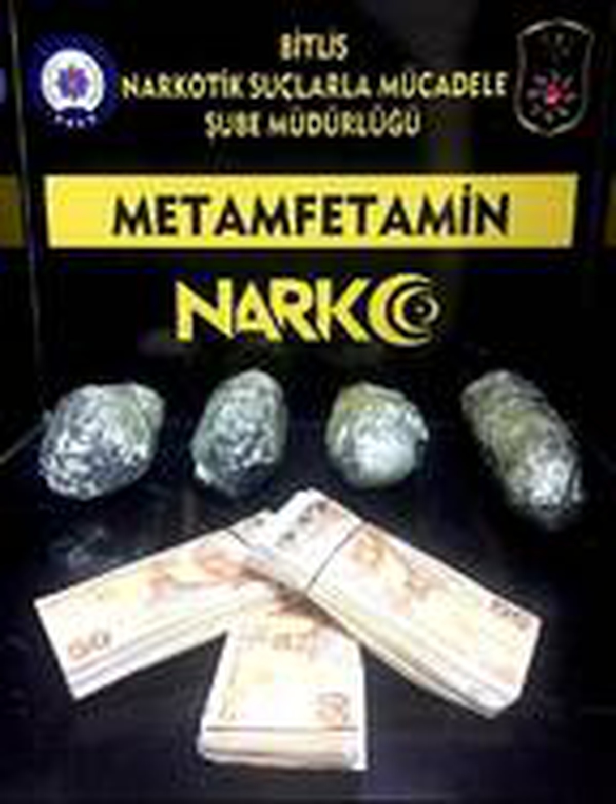 Otomobilden sahte para ve uyuşturucu çıktı