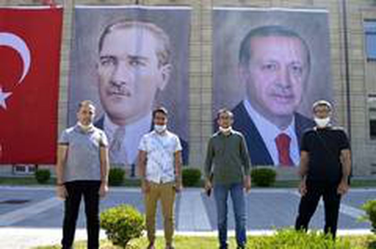 Yabancı öğrenciler 15 Temmuz gecesinde yaşadıklarını anlattı