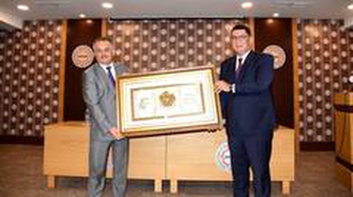 Antalya Valisi Yazıcı, AESOB\'da 75 oda başkanıyla bir araya geldi
