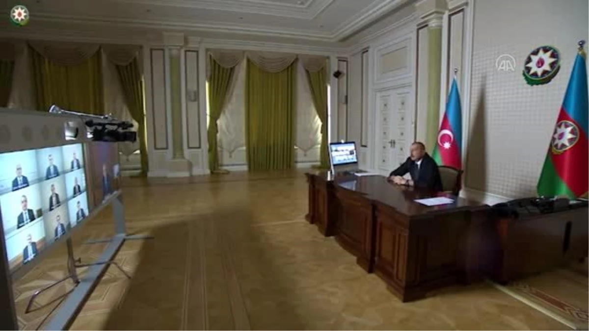Azerbaycan Cumhurbaşkanı Aliyev, Dışişleri Bakanı Memmedyarov\'u görevden aldı - BAKÜ