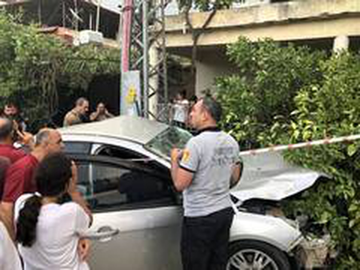 Kaldırımda yürürken otomobilin çarptığı kadın hayatını kaybetti