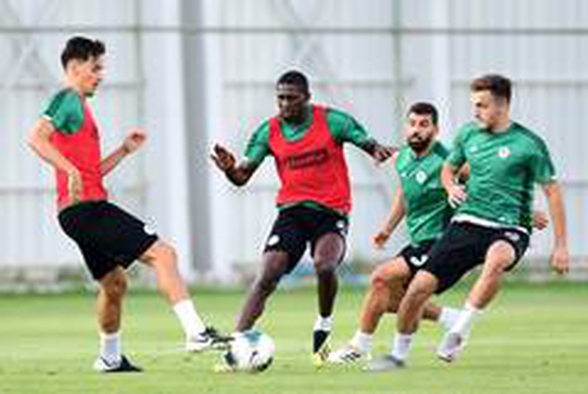 Konyaspor, Trabzonspor\'a hazırlanıyor