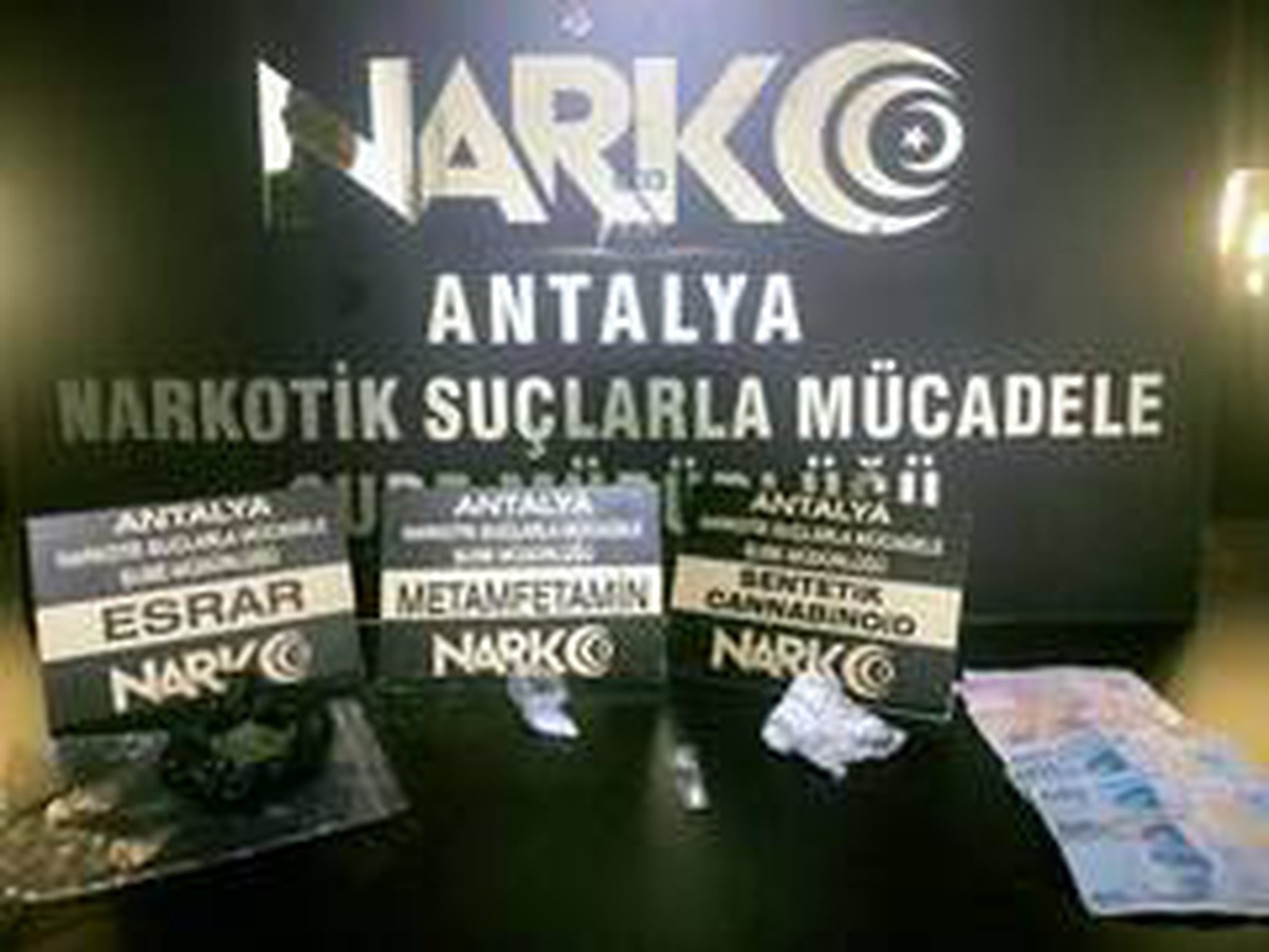 Uyuşturucu ticareti yapan 4 şüpheli tutuklandı