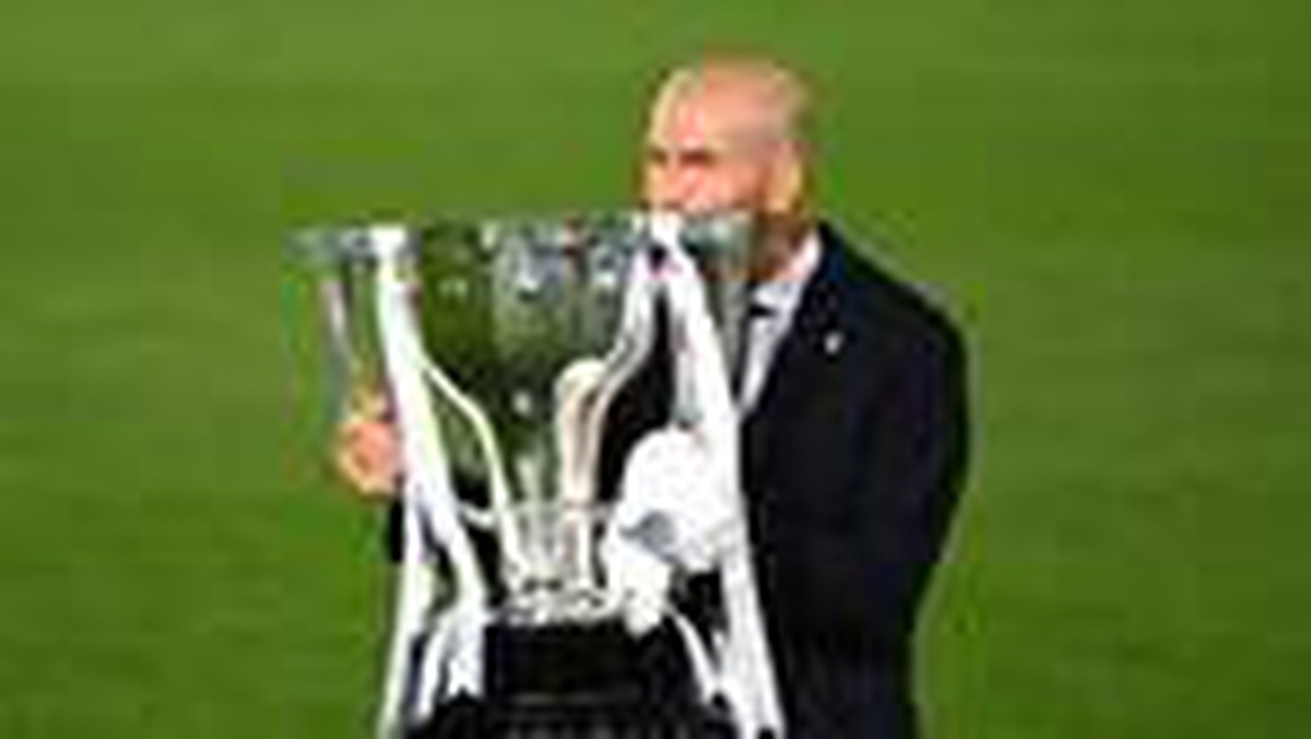 34. La Liga şampiyonluğunu kazanan Real Madrid, toplam kupa sayısını 91\'e çıkardı!