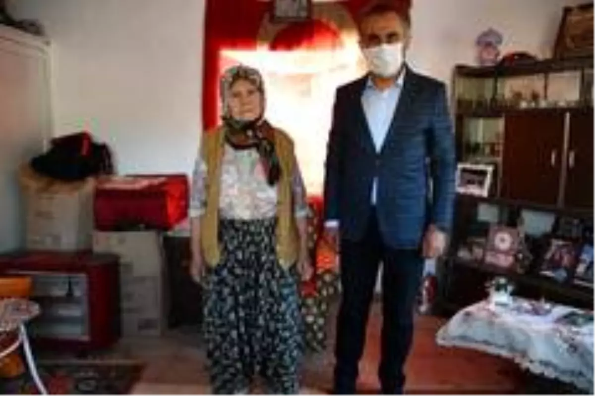 Balıkesirli Şehit Mustafa Baydur\'un ailesine ziyaret