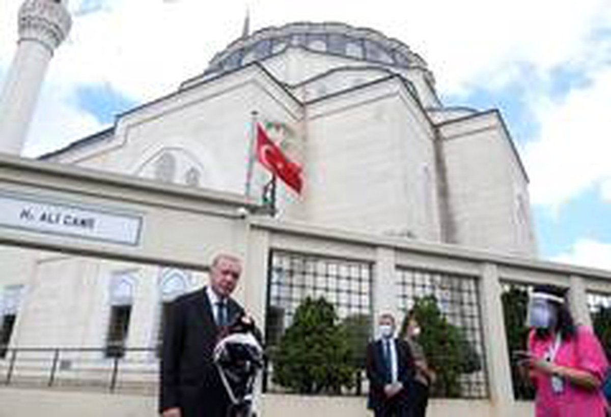 Cumhurbaşkanı Erdoğan, Ayasofya\'da kılınacak namaz ile ilgili: "Öyle zannediyorum ki ancak bin ila...