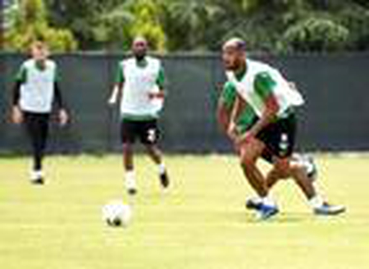 Denizlispor\'da hücum hattında Estupinan revizyonu