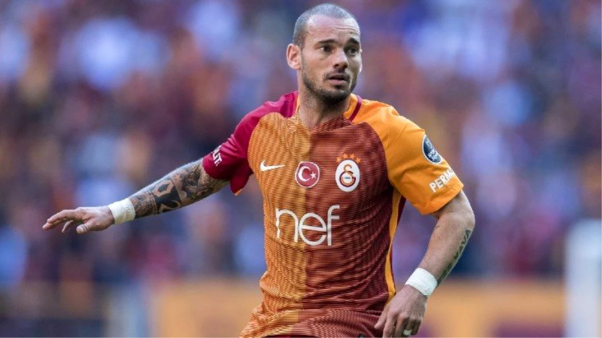 Eski Galatasaraylı Wesley Sneijder, futbola geri dönmeyi düşünüyor