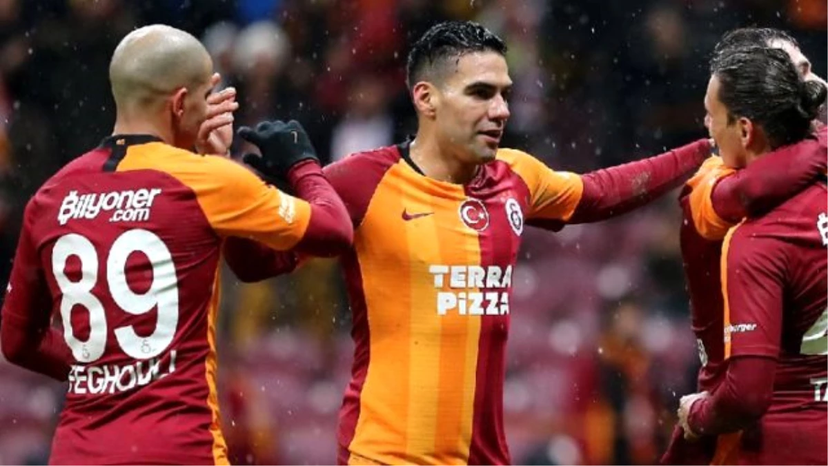 Galatasaray\'a ihtarname gönderen Sofiane Feghouli kimdir?