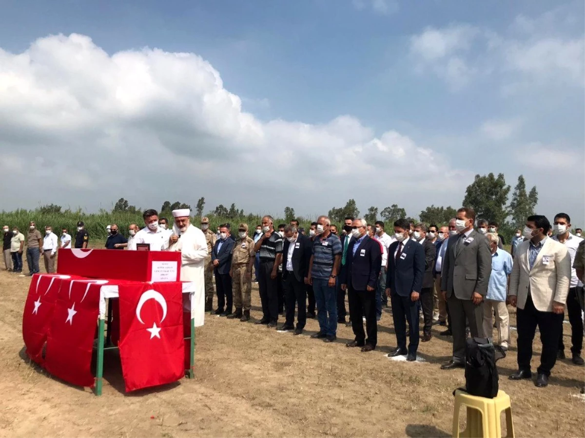 Adanalı şehit son yolculuğuna uğurlandı