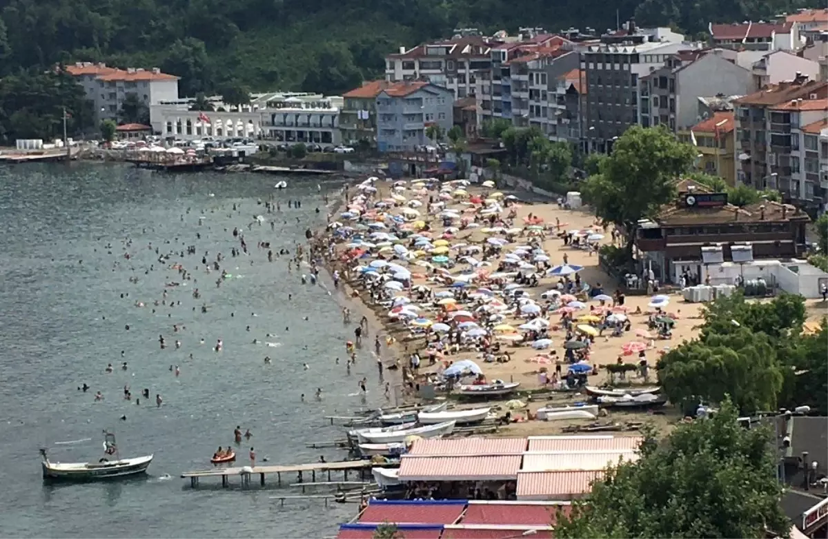 Amasra\'ya turist akını