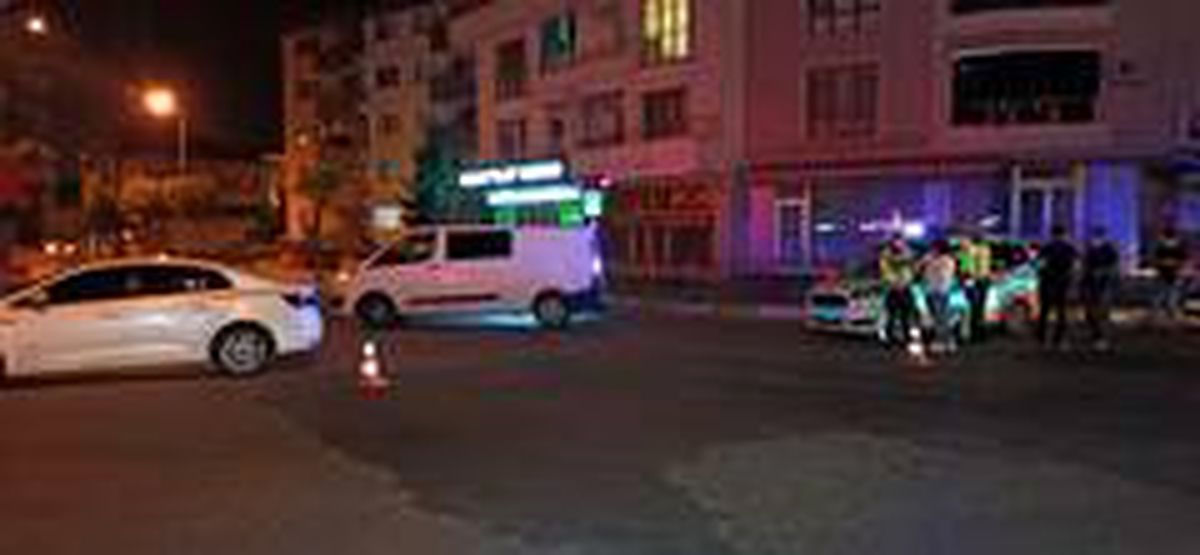 Düzce\'de ana caddedeki poşet polisi alarma geçidi