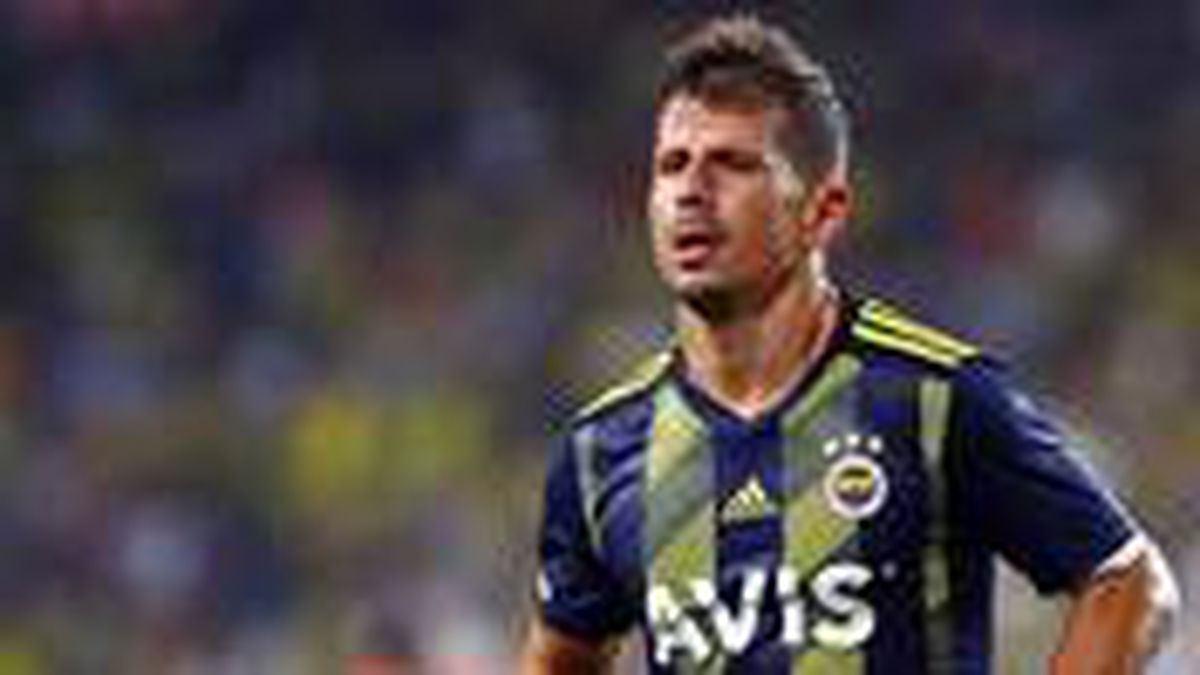 Emre Belözoğlu, kariyerinin son derbisine ilk 11'de başlayacak