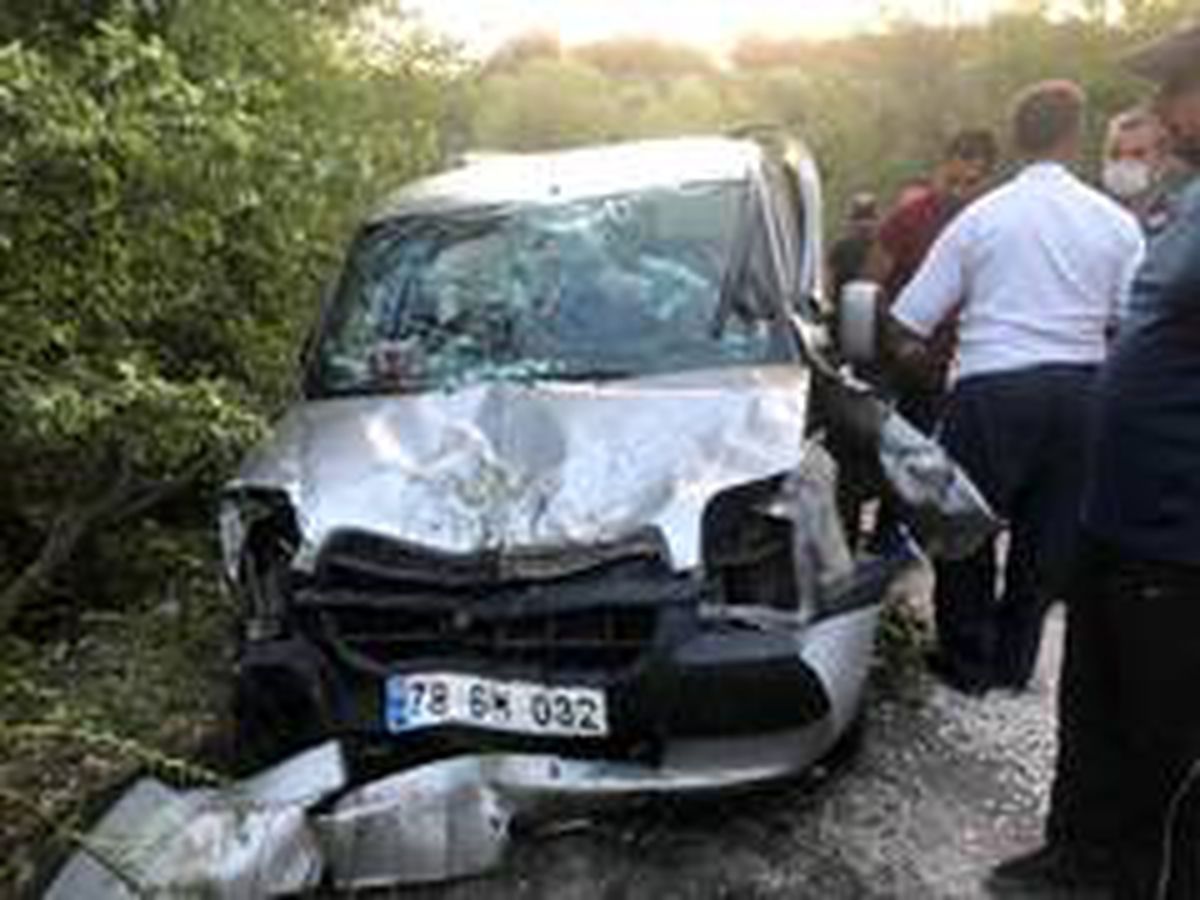 Kızılcahamam\'da maddi hasarlı trafik kazası
