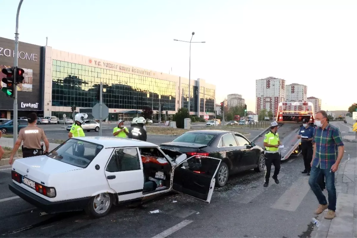 Yozgat\'ta trafik kazası: 5 yaralı