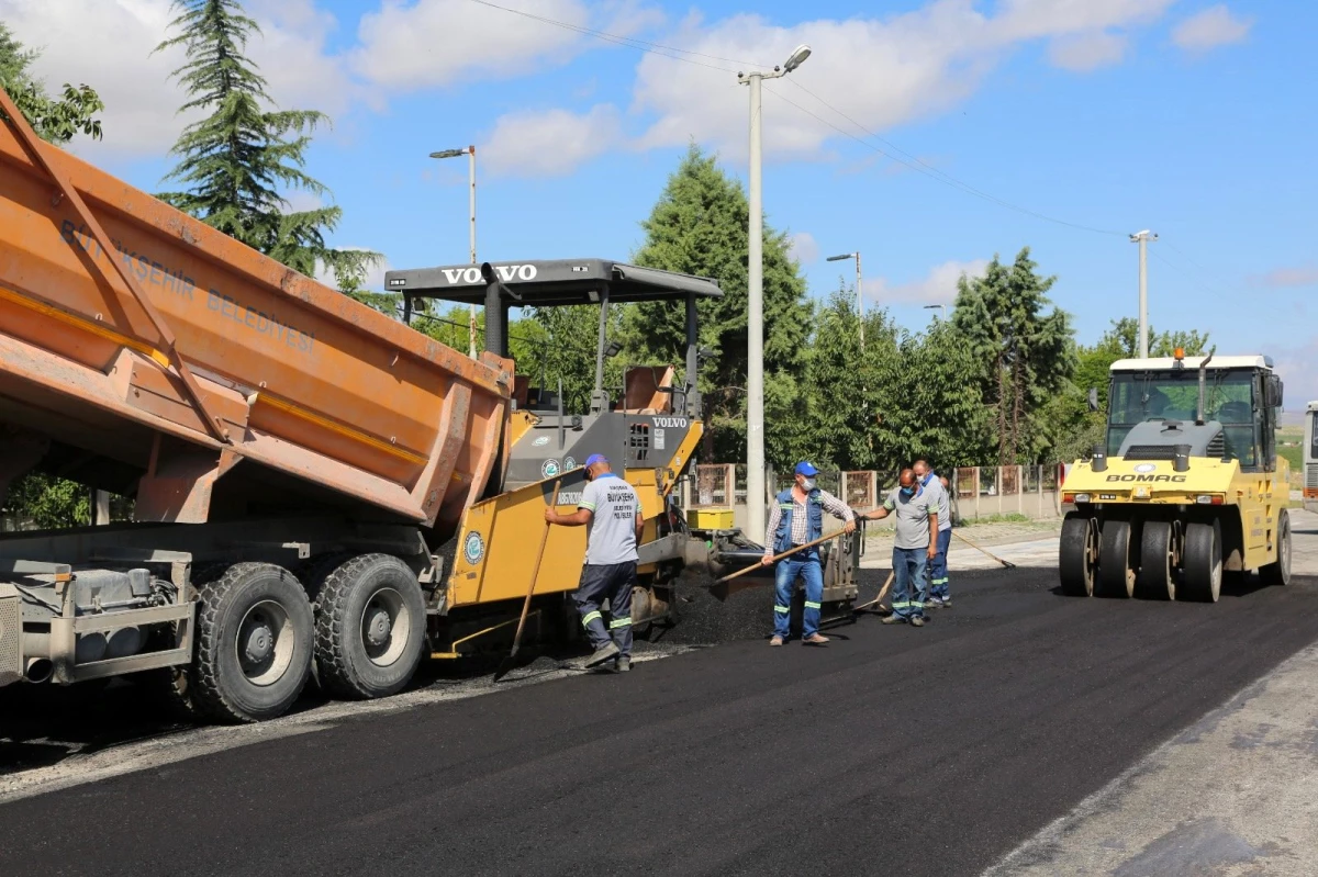 Alınca Caddesi\'nde asfalt çalışması gerçekleştirildi