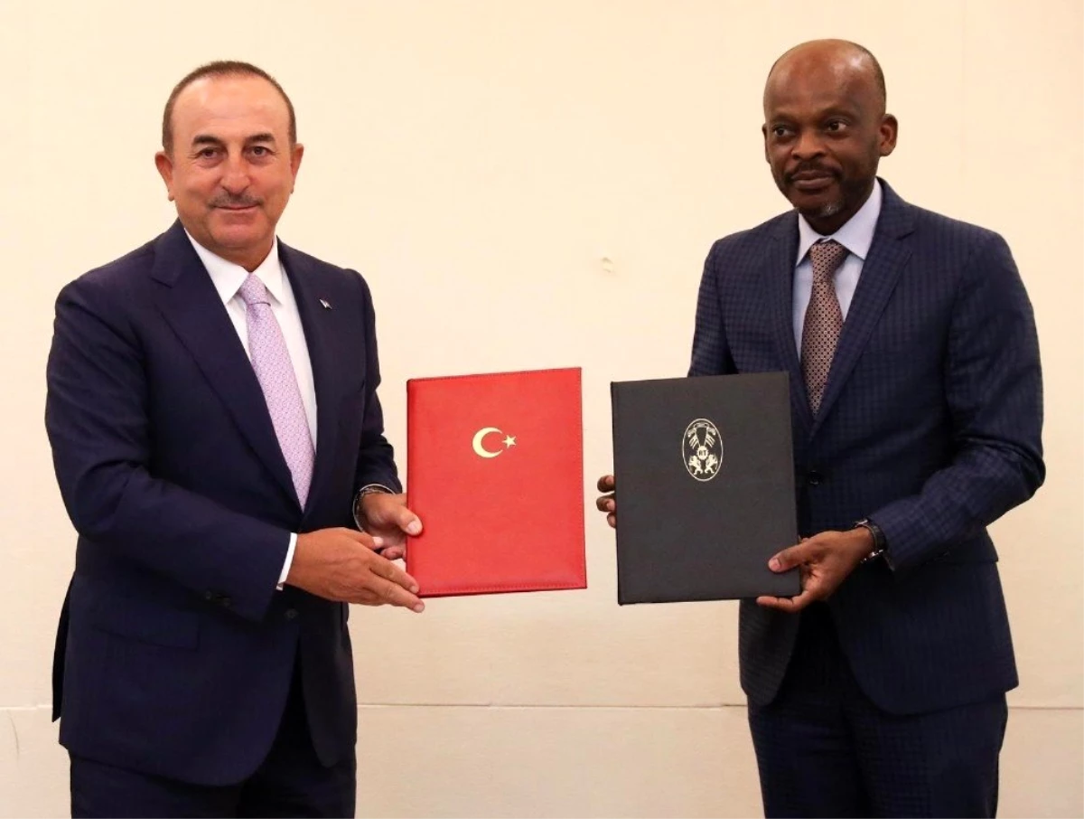 Dışişleri Bakanı Çavuşoğlu: "Togo\'ya ilk resmi ziyareti yapmaktan mutluluk duyuyorum"