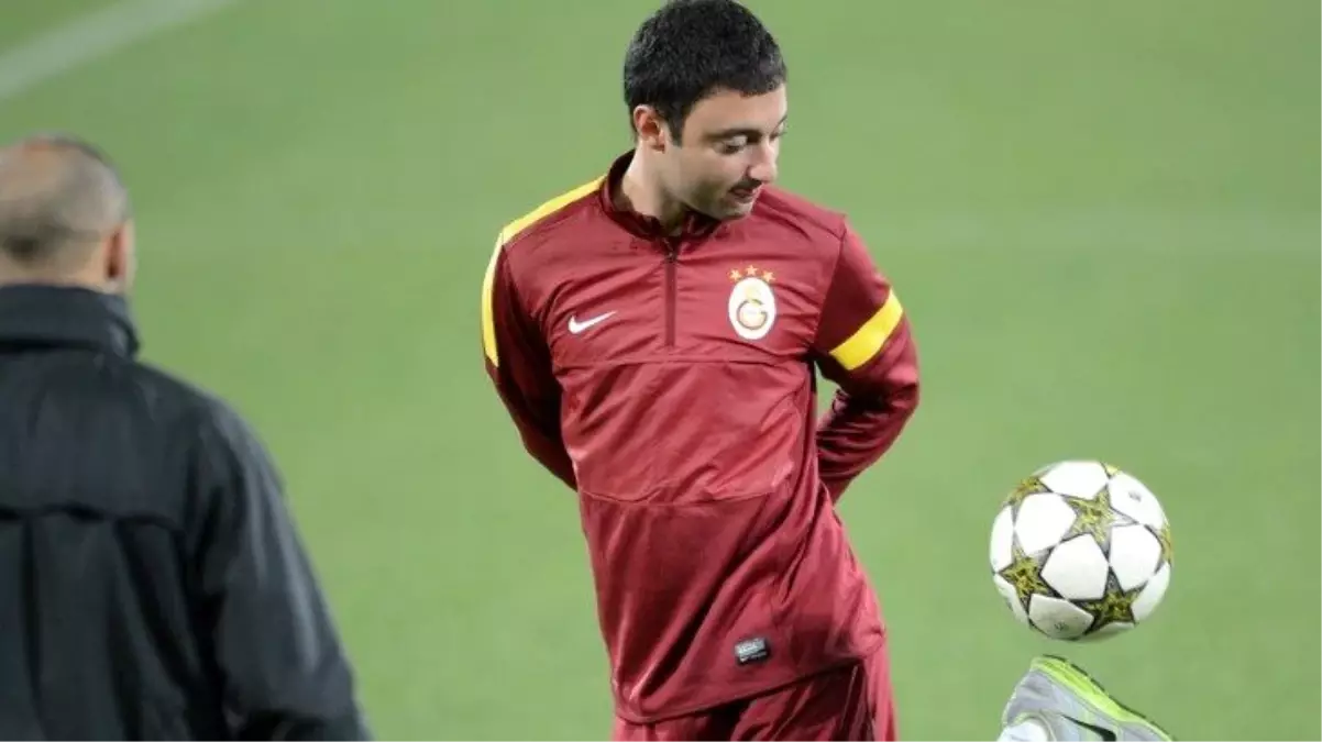 Galatasaray\'da idari menajer yardımcısı Mert Çetin ile yollar ayrılıyor