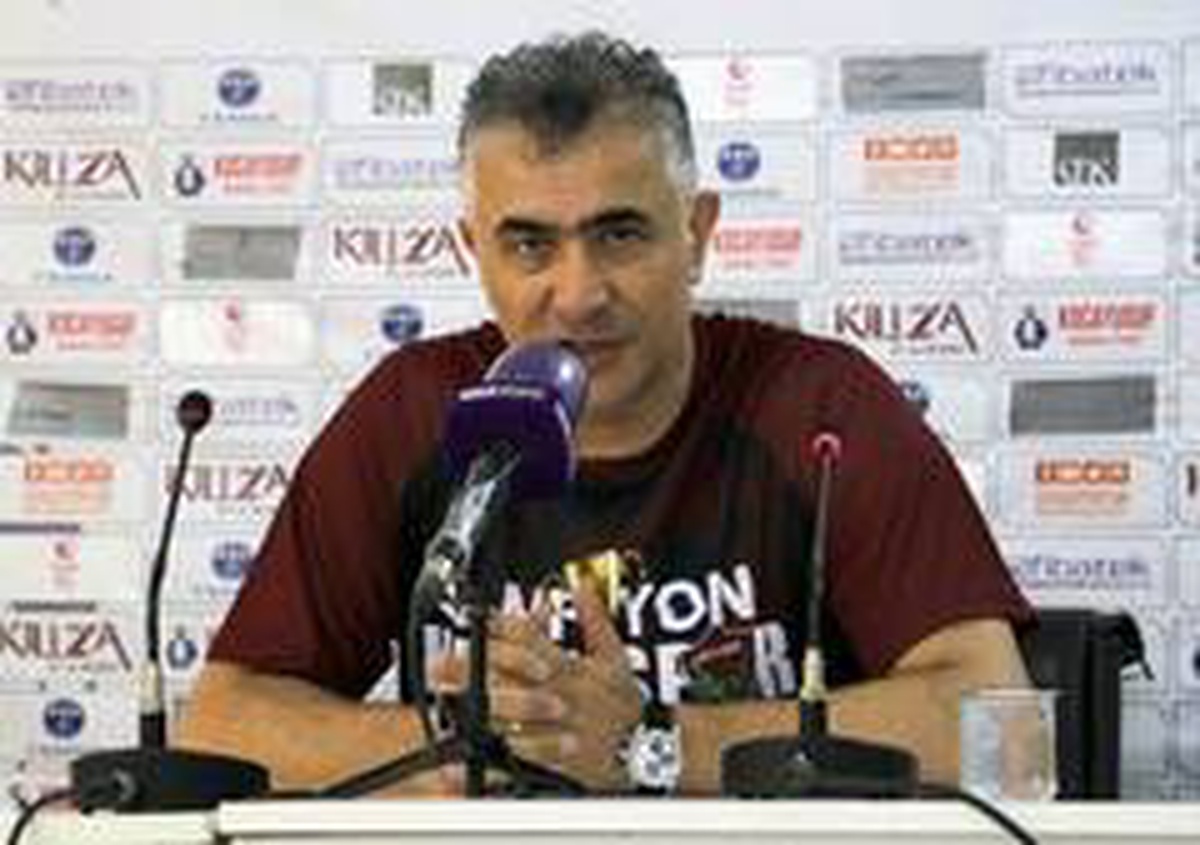 Hatayspor\'da Mehmet Altıparmak dönemi sona erdi
