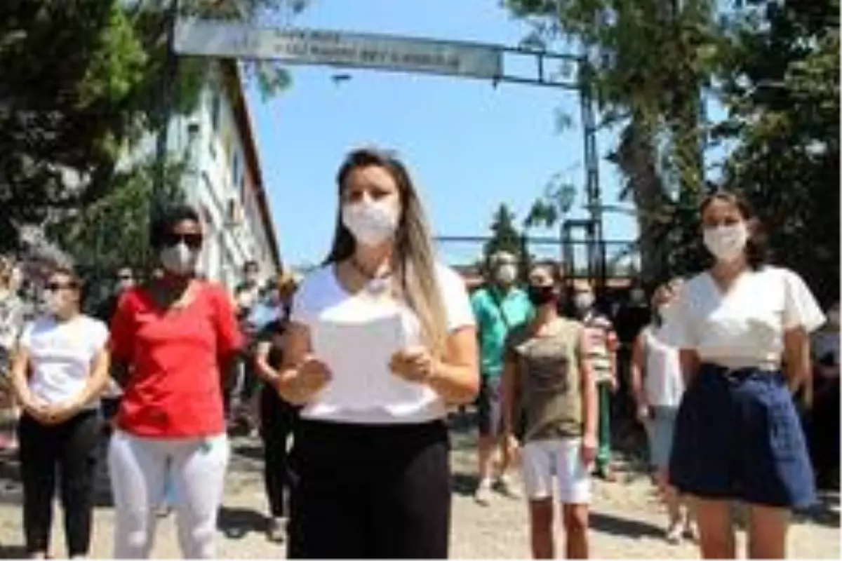 O görüntülerin ardından okul müdürü açığa alındı, veliler iadesini talep etti