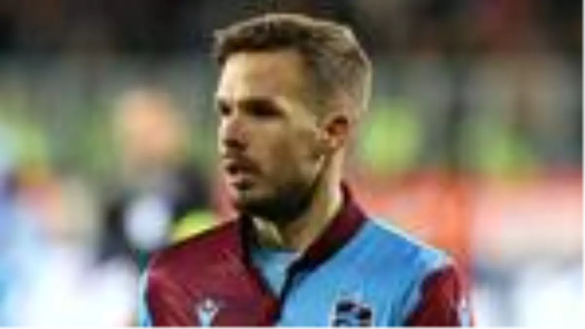 Trabzonspor\'da Filip Novak\'tan takımda kalma sinyali!