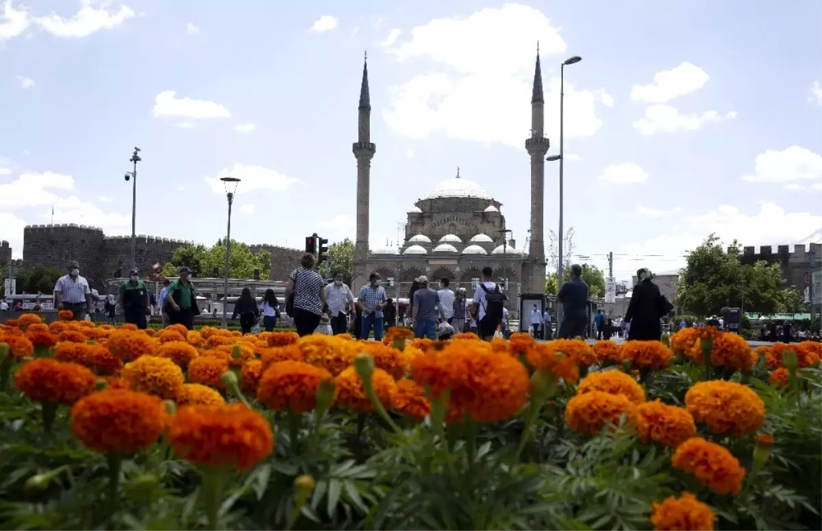 Büyükşehir şehri ekolojik dönüşümle güzelleştiriyor