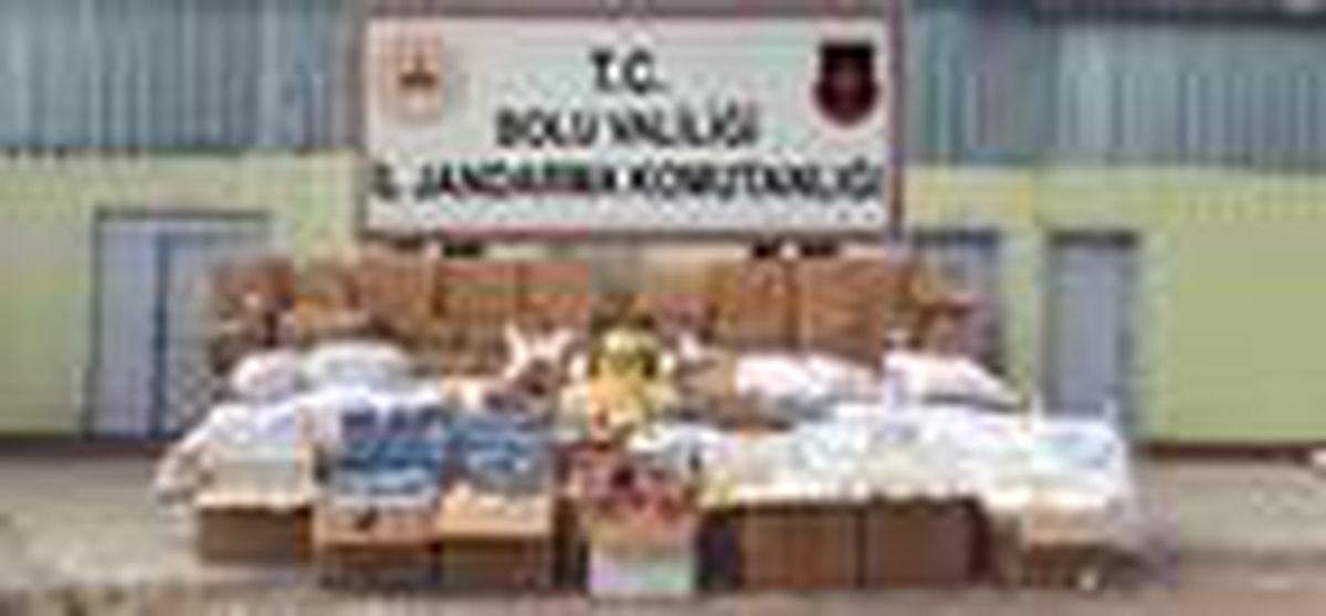 Kaçakçılar, jandarmadan kaçamadı
