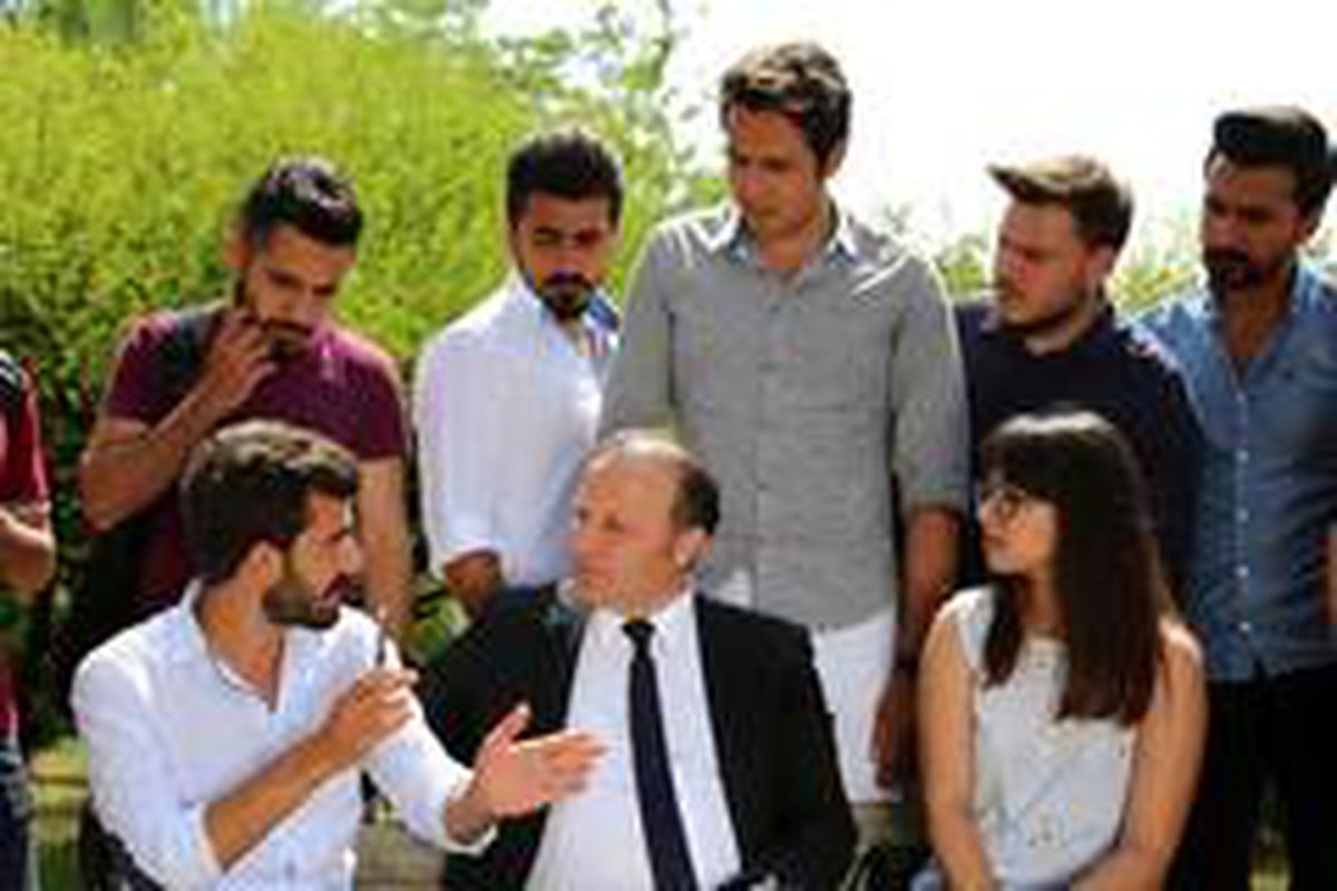 Rektör Ünal\'a ÜniAr Altın ödülü