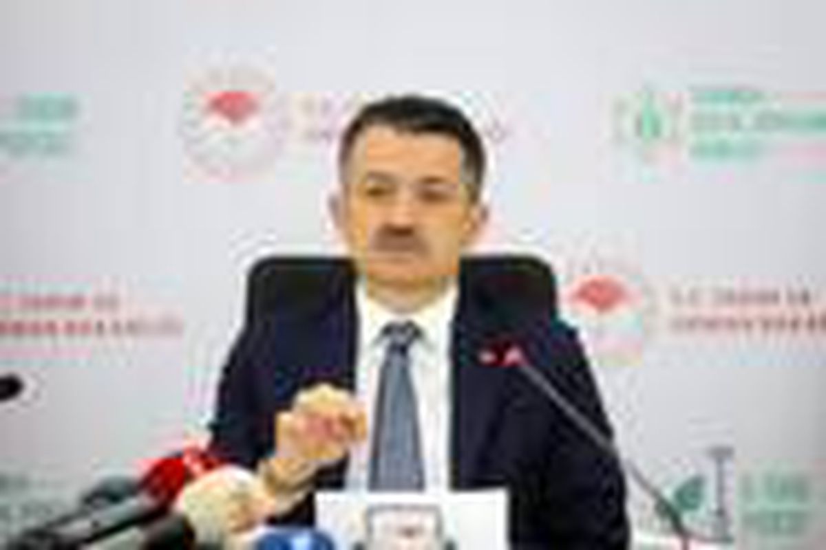 Bakan Pakdemirli: Orman yangınlarıyla mücadelede \'Yangın-Cell Haberleşme Sistemi\' kurduk