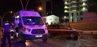 Başkentte otomobil temizlik aracına arkadan çarptı: 2 ölü, 3 yaralı