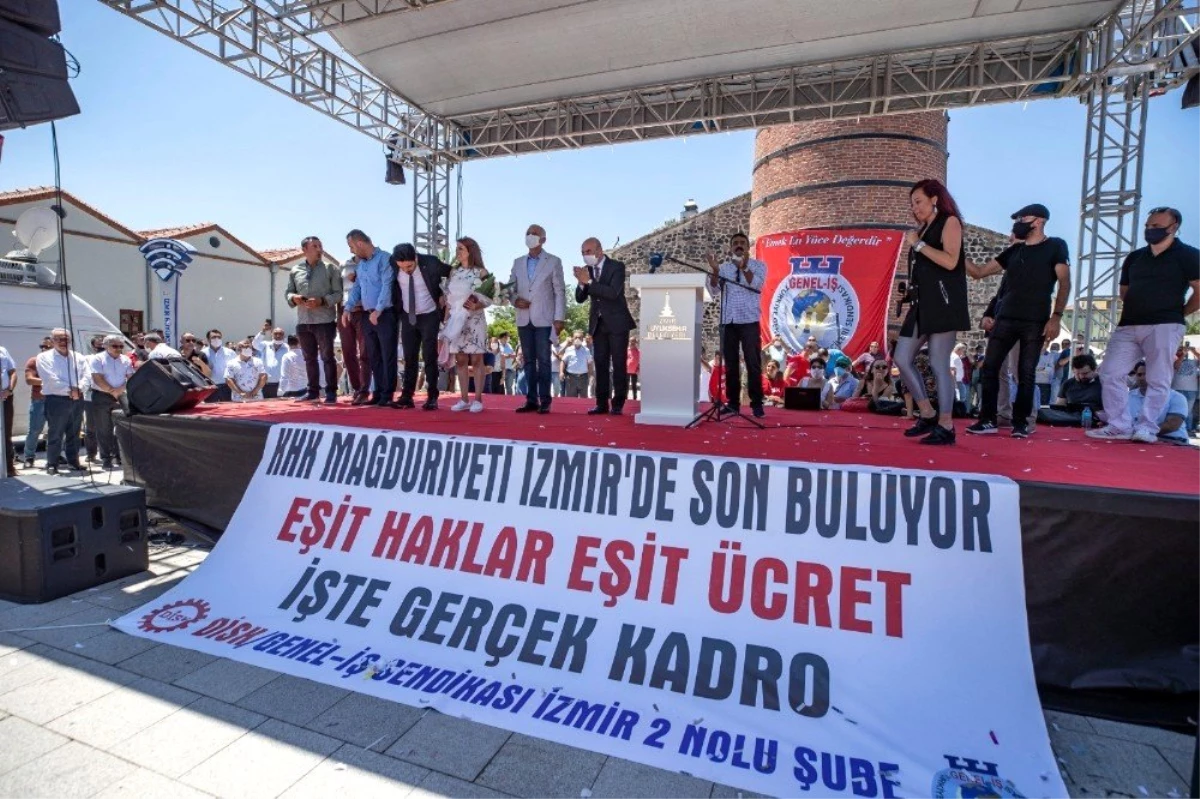 İzmir\'de KHK\'lı işçiler sosyal haklarına kavuşuyor