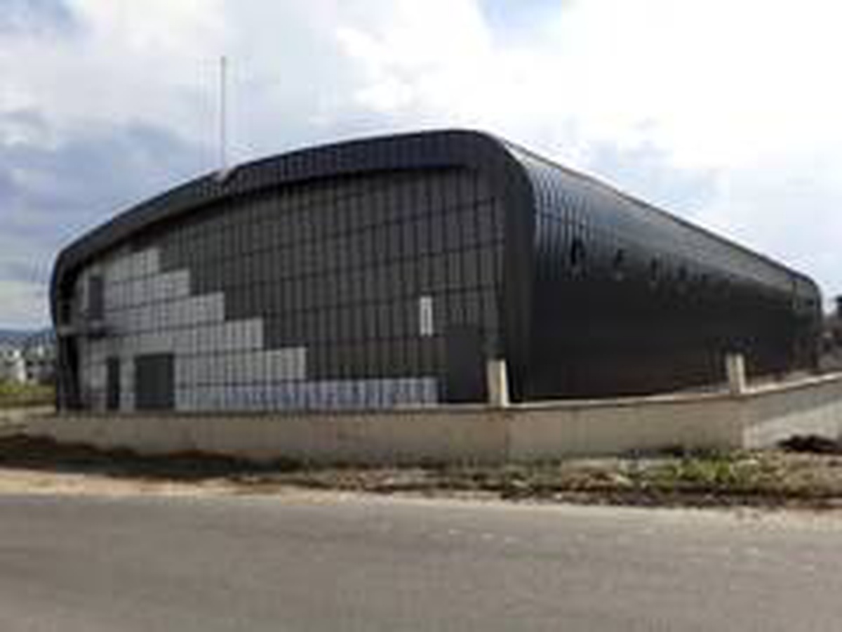 Kartepe İHL Spor Salonu\'nun çevre imalatı başladı